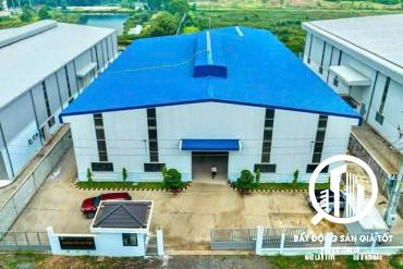 Nhà xưởng 2500m2 KCN Đức Hòa 3 chỉ 25 tỷ